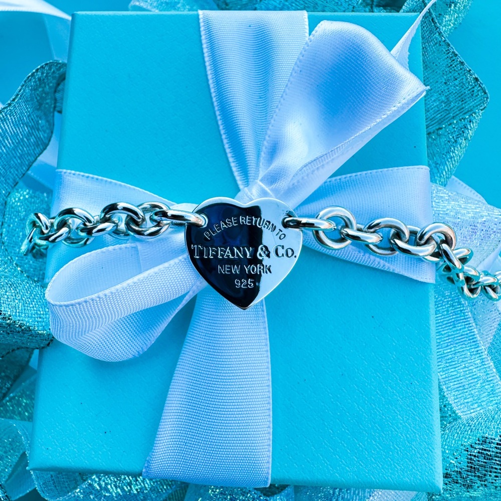 Tiffany & Co. Return To Tiffany Heart Tag Bracelet Silver